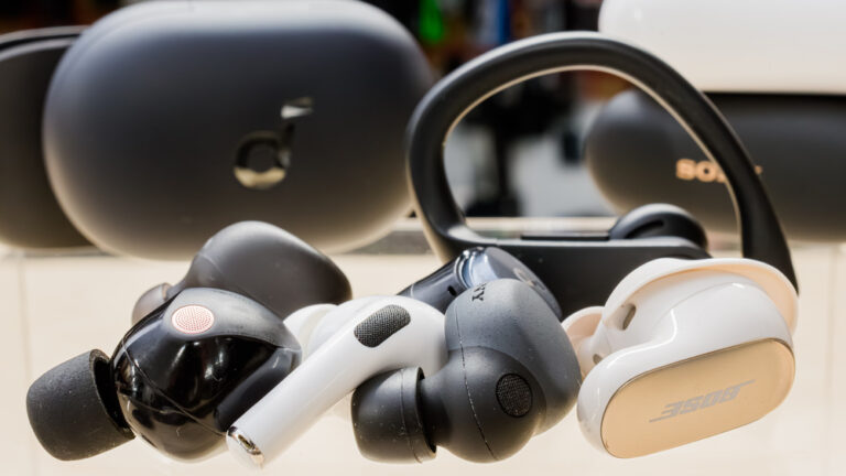 Best Wireless Earbuds Under $200